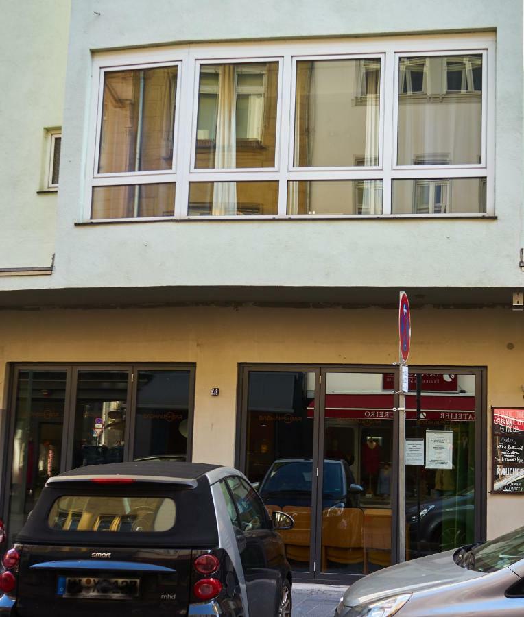 Perfectly Downtown / Mitten Im Geschehen Wiesbaden Exterior photo